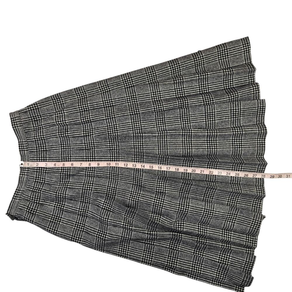 Vintage Pendleton Plaid Pleated Skirt Size 8P Petite 100% Wool Midi Black White - Picture 4 of 5